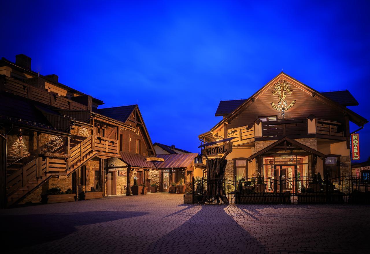 Hotel - Karczma Klimtowka Wolbrom Luaran gambar
